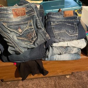 Lot of ladies very good used condition jeans